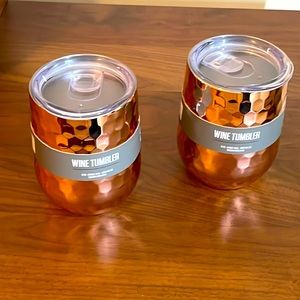 Pair of brand new rose gold wine tumblers with lids